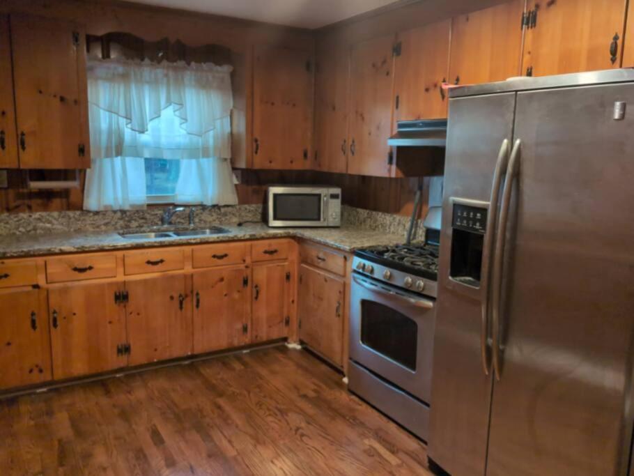 Casa de férias West-end Downtown - Easy Access To Airport & Jcsu
